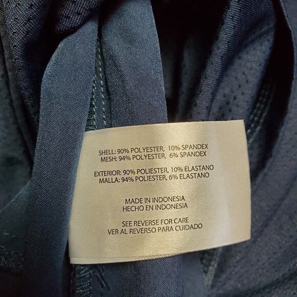 Orvis Women's Embossed Pull-On Travel Shattered Glass Navy Skort Size Medium - Picture 9 of 12